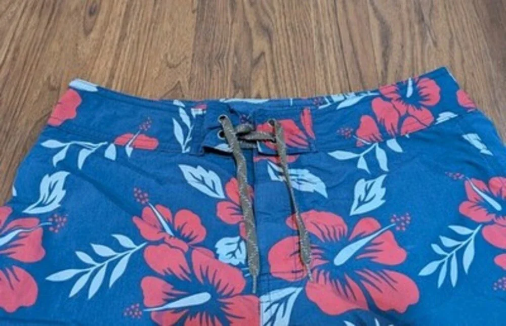 VTG Patagonia Men's 30 Wavefarer Board Shorts Blue Red Hawaiian Swim Y2K - CLEAN
